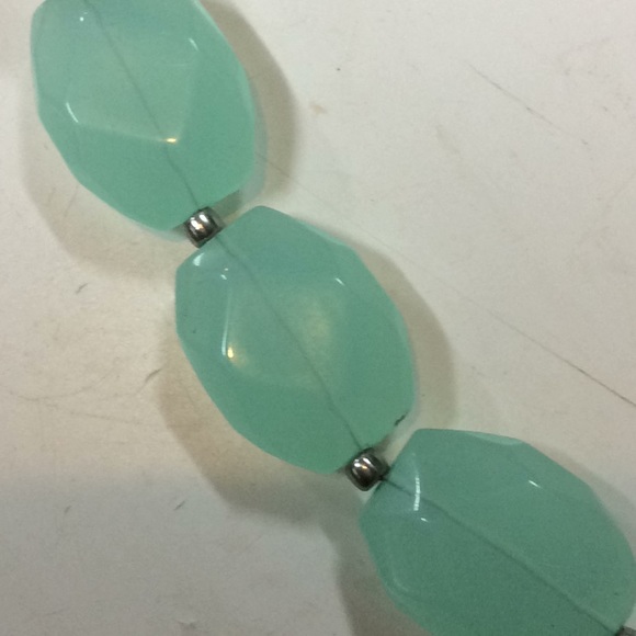 Unique Statement Necklace with Earrings - Picture 10 of 11